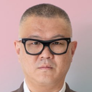 長谷川忍（シソンヌ）