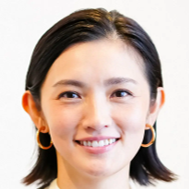 星野真里