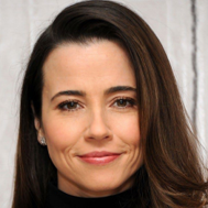 Linda Cardellini