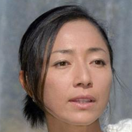 高樹沙耶
